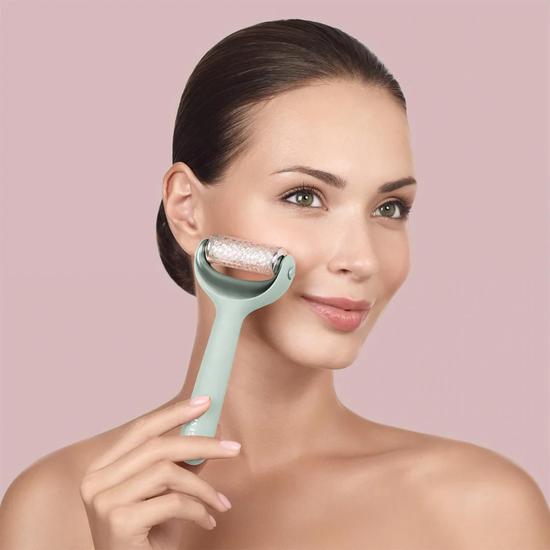 GESKE MicroNeedle Face & Body Roller 8 In 1 Green