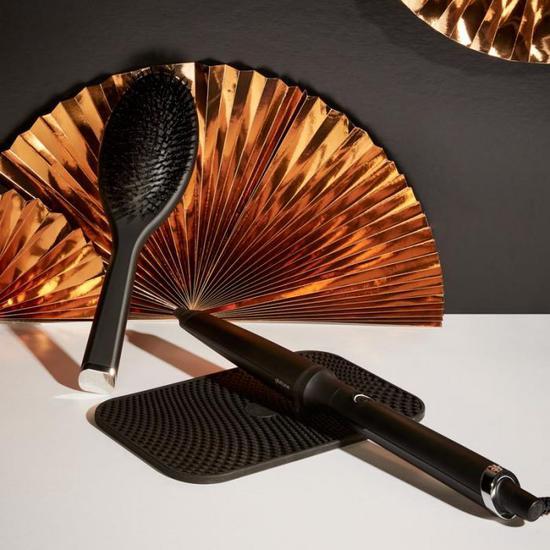 ghd Curve Creative Curl Gift Set Curl Wand, Oval Brush & Heat Resistant Bag