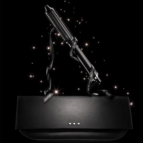 ghd Rise Volumising Hot Brush Gift Set Volumising Hot Brush + Heat Resistant Bag