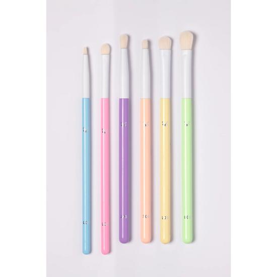 Glisten Cosmetics Lins X Blend Bunny Cosmetics Blending Brush Set
