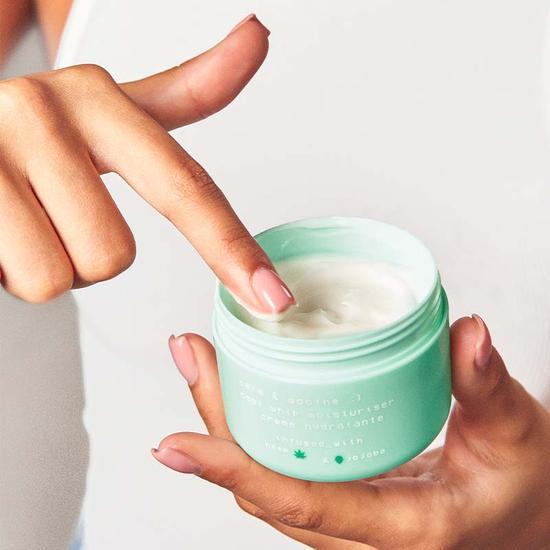 Glow Hub Calm & Soothe Cool Whip Moisturiser 50g