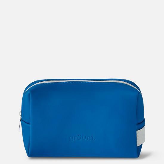 grüum Essential Shave Gift Set 1 x Washbag, 120ml Clear Shave Gel, 5-Blade Cartidge Trimmer, & Premium Razor Handle
