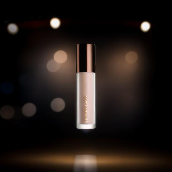 Hourglass Veil Retouching Fluid Almond