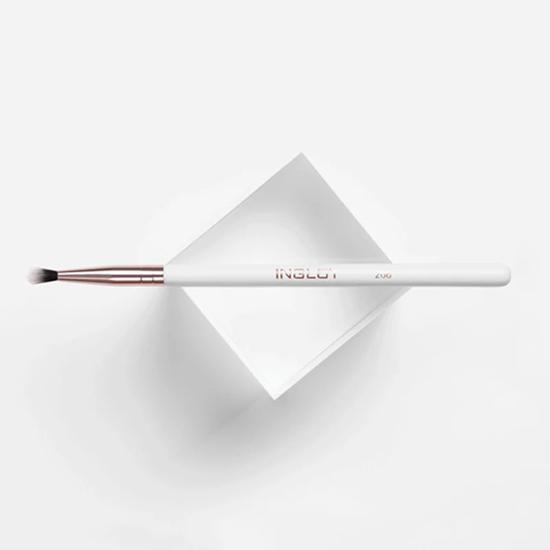 Inglot Cosmetics Feather Luxe Detailer Blending Brush 208