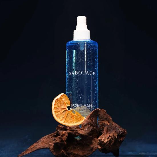 ISOCLEAN 'Sabotage' Scented Makeup Brush Cleaner + Mini Microfibre Towel 275ml