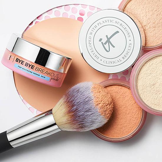 IT Cosmetics Bye Bye Breakout Powder Light Medium