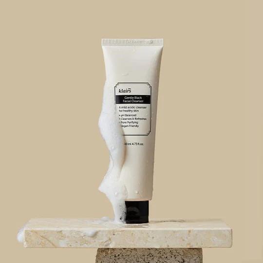 Klairs Gentle Black Facial Cleanser 140ml