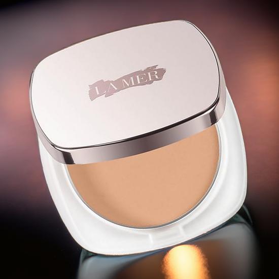 La Mer The Sheer Pressed Powder Medium Deep