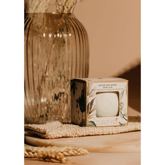 Lusso Tan Tan Removing Bath Bomb & Exfo Mitt Bundle Bloom Maternity