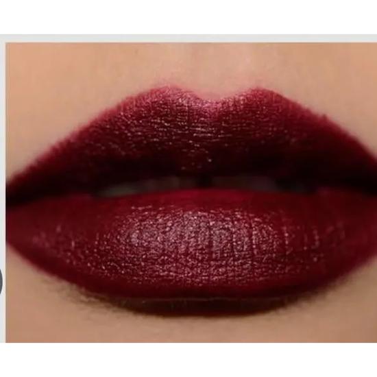 MAC Matte Lipstick Beatrix