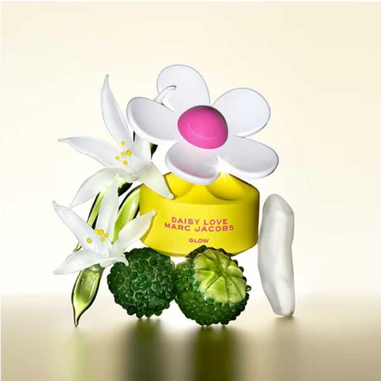 Marc Jacobs Daisy Love Glow Eau De Toilette 50ml