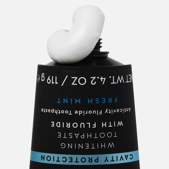 Moon Oral Care Cavity Protection Fluoride Whitening Toothpaste Fresh Mint