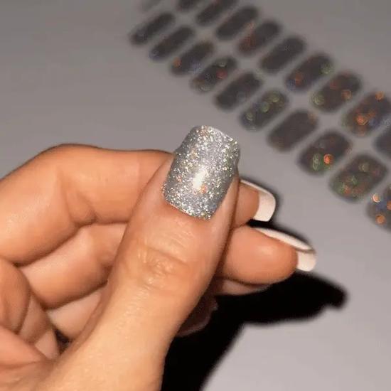 MoYou London Gel Nail Strip Too Glam To Give A Damn