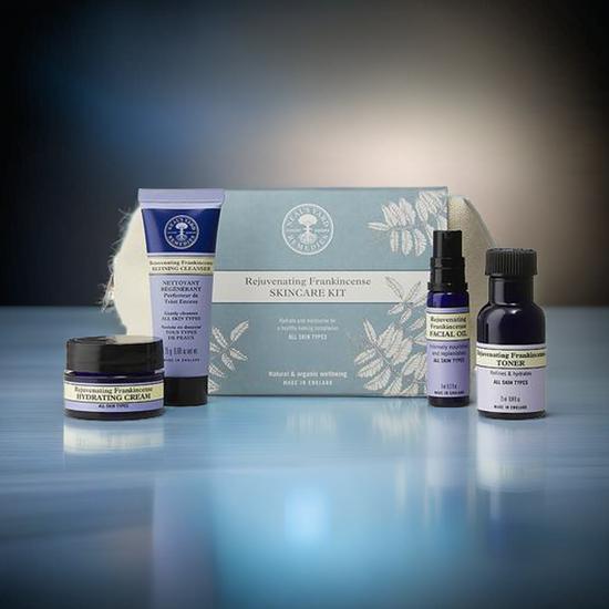 Neal's Yard Remedies Rejuvenating Frankincense Skin Care Kit