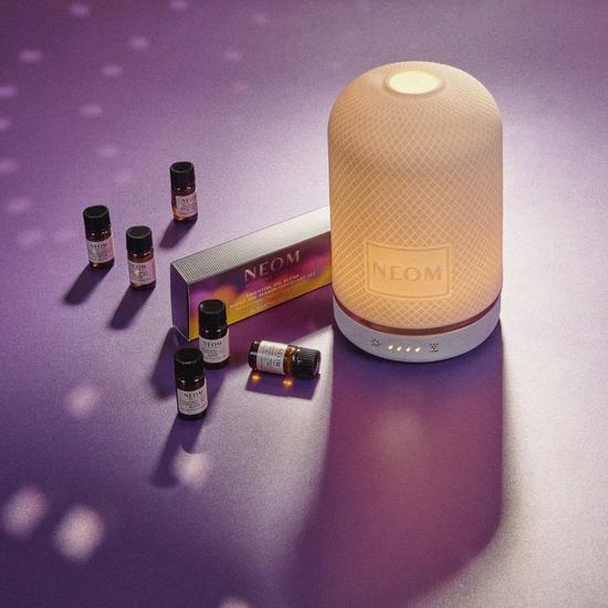 Neom Organics Essential Oil Blend Scent The Season Discovery Set
