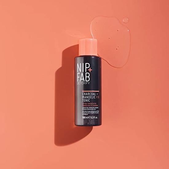 NIP+FAB Charcoal + Mandelic Acid Fix Tonic 100ml