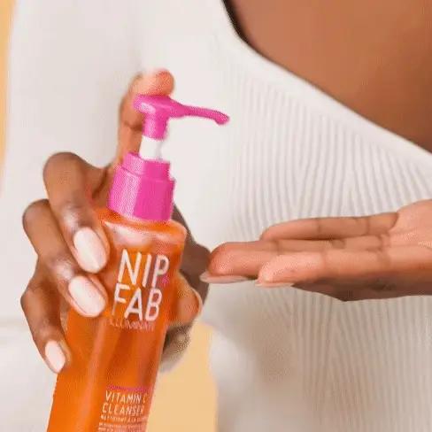 NIP+FAB Vitamin C Fix Cleanser 145ml