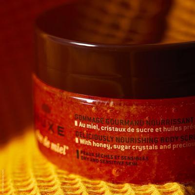 Nuxe Reve De Miel Deliciously Nourishing Body Scrub