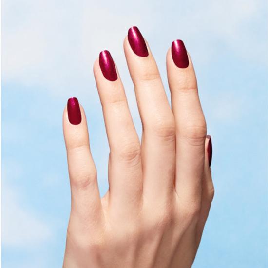 OPI Raisin Your Voice Nail Polish Nature Strong 15ml - Red