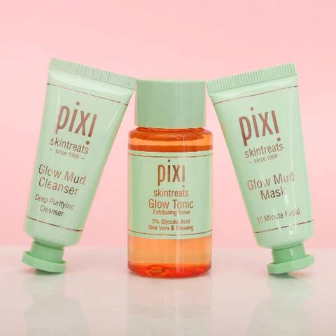 PIXI Skintreats Best Of Bright Set Glow Mud Cleanser + Glow Tonic + Glow Mud Mask