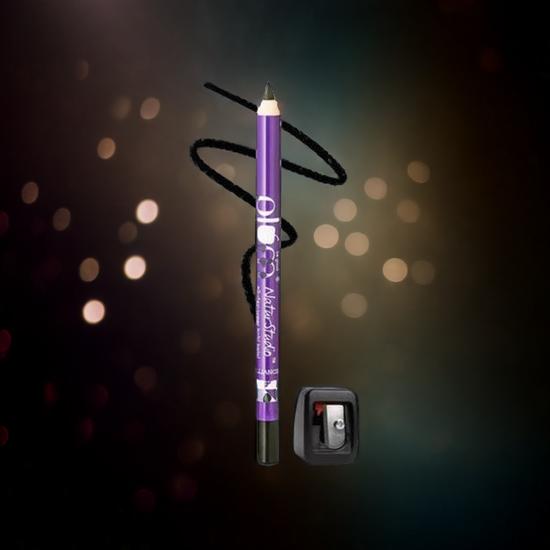 Plum NaturStudio All-Day-Wear Kohl Kajal With Free Sharpener
