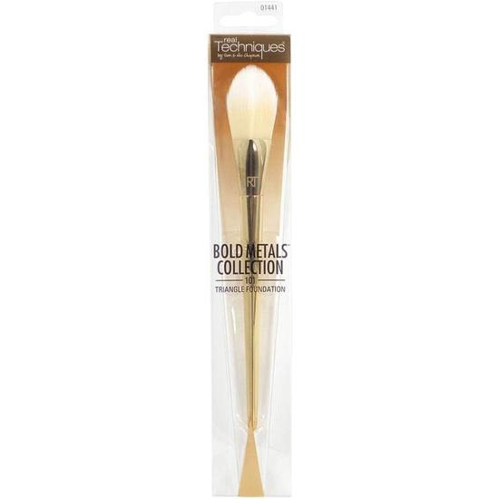 Real Techniques Bold Metals Collection 101 Triangle Foundation Brush White