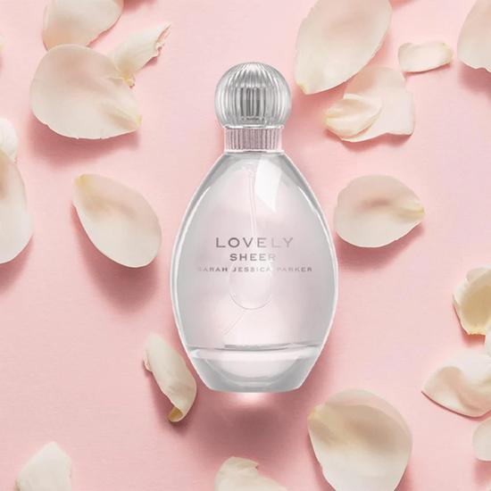 Sarah Jessica Parker Lovely Sheer Eau De Parfum 100ml