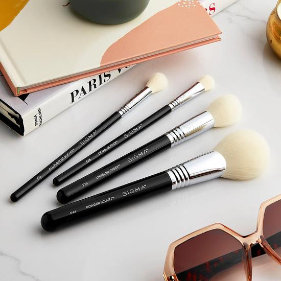 Sigma Beauty E28 DETAILED BUFFER BRUSH