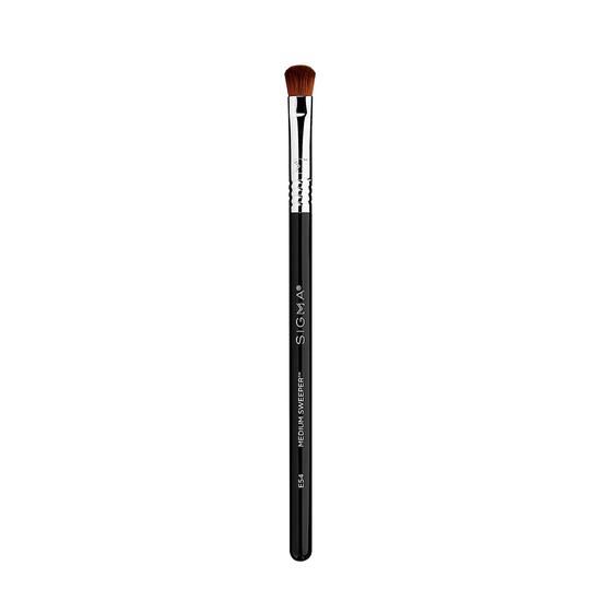 Sigma Beauty E54 MEDIUM SWEEPER BRUSH