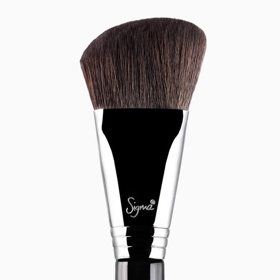 Sigma Beauty F23 Soft Angle Contour Brush Classic