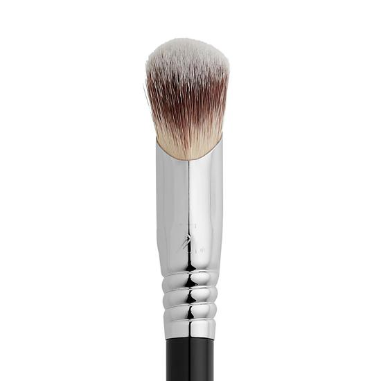 Sigma Beauty F72 Soft Angled Concealer