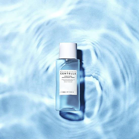 Skin1004 Madagascar Centella Hyalu-Cica Brightening Toner 210ml