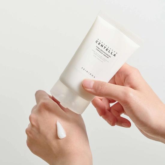 Skin1004 Madagascar Centella Tone Brightening Capsule Cream 75ml
