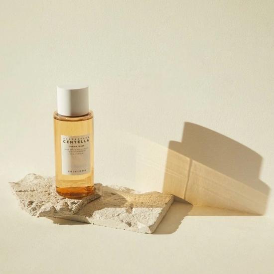 Skin1004 Madagascar Centella Toning Toner With Hyaluronic Acid & Mild PHAs 400ml