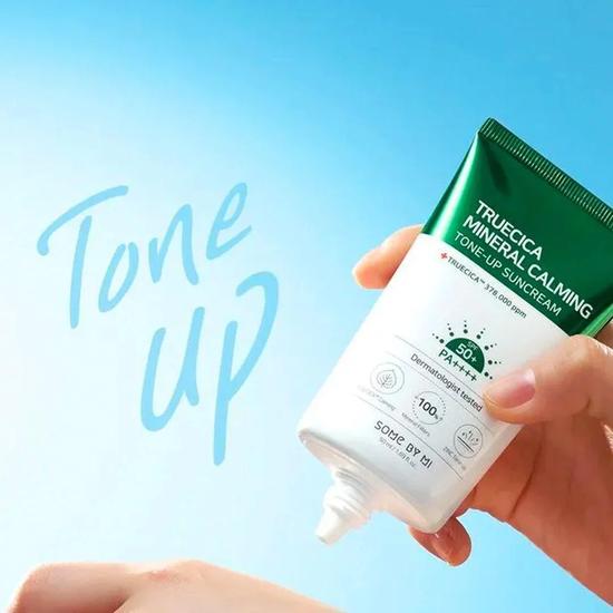 Some by Mi Truecica Mineral Calming Tone-Up Sun Cream SPF 50+ 50ml