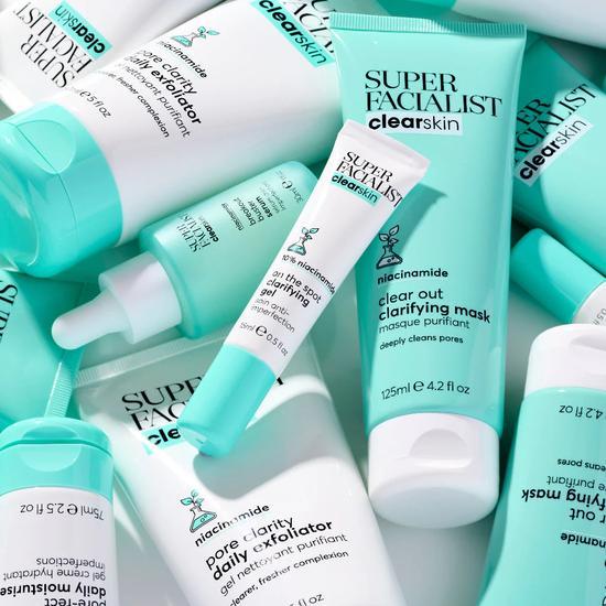 Super Facialist Clear Skin On The Spot Clarifying Gel 15ml