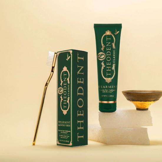 Theodent Classic Spearmint Whitening Toothpaste 96g