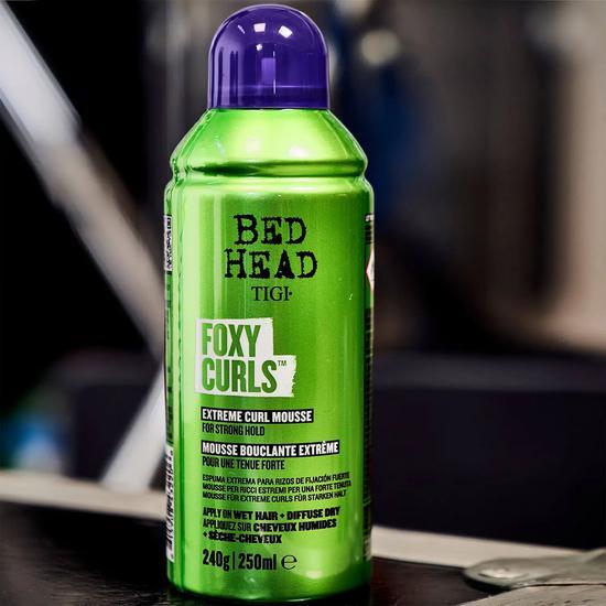 TIGI Bed Head Foxy Curls Extreme Curl Mousse 250ml