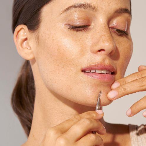 Tweezerman No-Slip Skin Care Tool