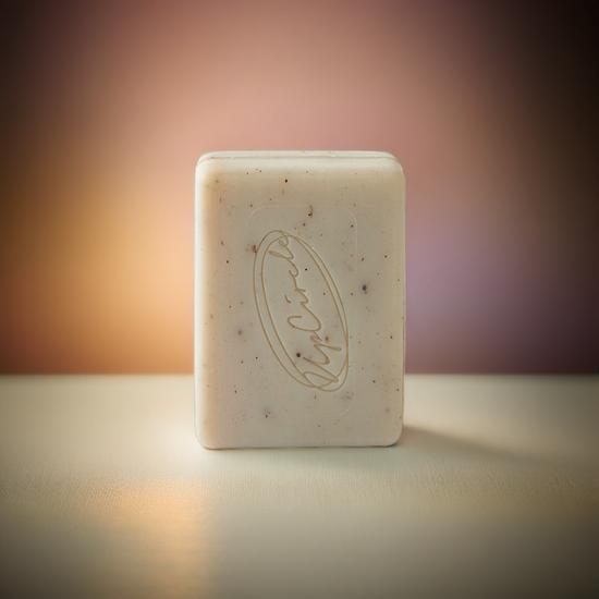 UpCircle Beauty Fennel & Cardamom Chai Soap Bar 100g