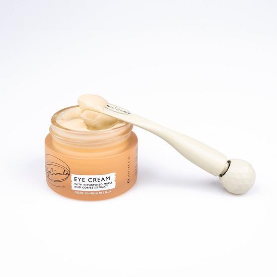 UpCircle Beauty Soothing Eye Roller
