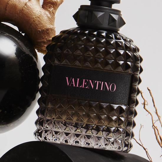 Valentino Born In Roma Uomo Eau De Toilette 50ml