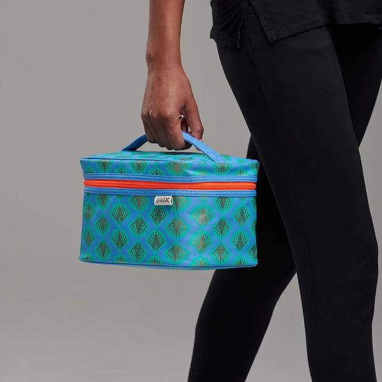 Victoria Green 'Edie' Vanity Case In Shell Aqua