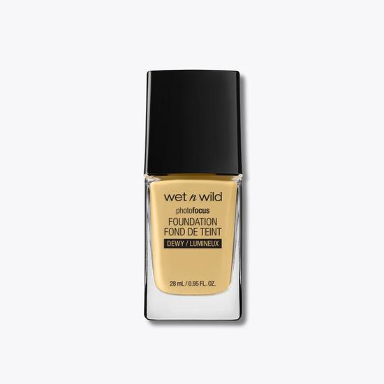 Wet N Wild Photo Focus Foundation Dewy Classic Beige