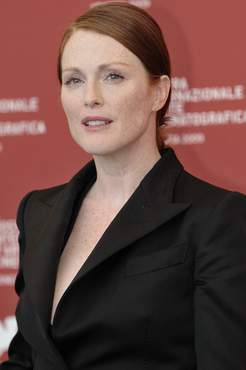 Julianne_Moore_-_66ème_Festival_de_Venise_(Mostra).jpg