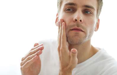 8 Ways to Treat Men's Dry Skin