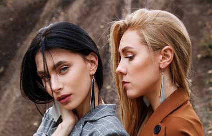 Two models in autumn wear