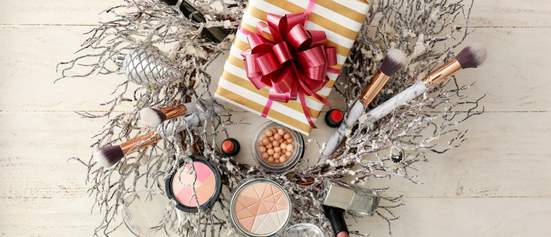 Wreath with beauty products