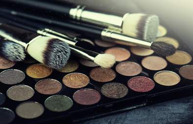 A Guide to Eyeshadow for Blue Eyes