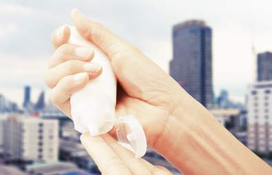7 Anti-Pollution Skincare Tips